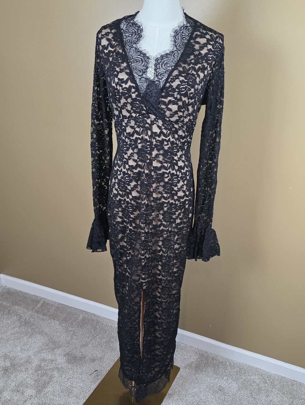 Black Lace Long Sleeve V-Neck Maxi Dress with Nude Lining. Item Is New W/o Tag
